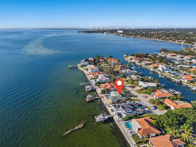 Picture of 1948 Carolina Avenue Ne, St Petersburg FL 33703