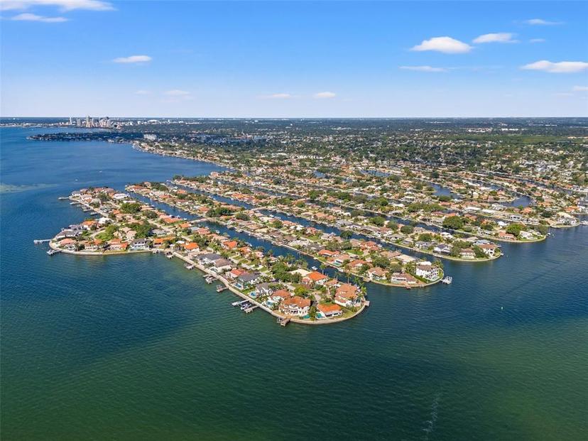 Picture of 1948 Carolina Avenue Ne, St Petersburg FL 33703