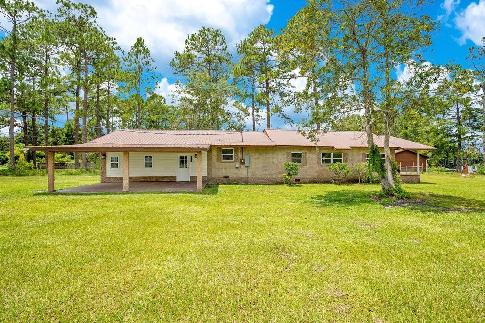 Picture of 114 Lake Edge Trail, Interlachen, FL 32148