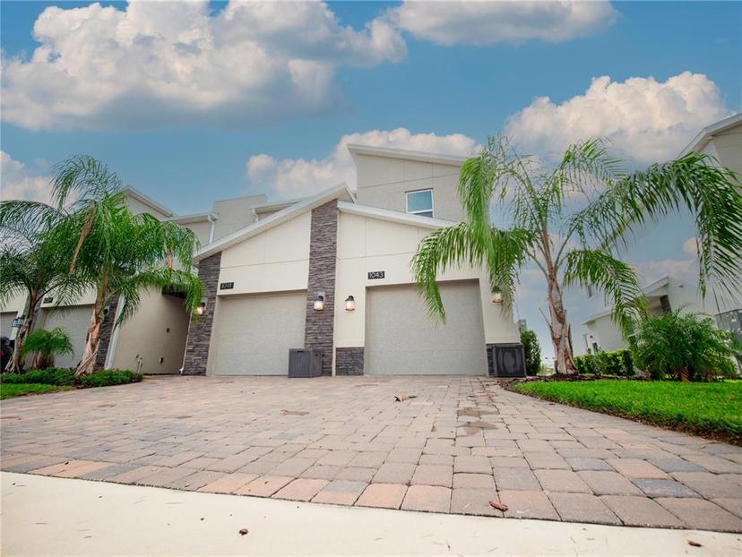 Picture of 1043 Splash Shot Place Unit 2002, Davenport FL 33896