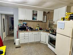 Picture of 9920 SE 119Th Lane, Belleview, FL 34420