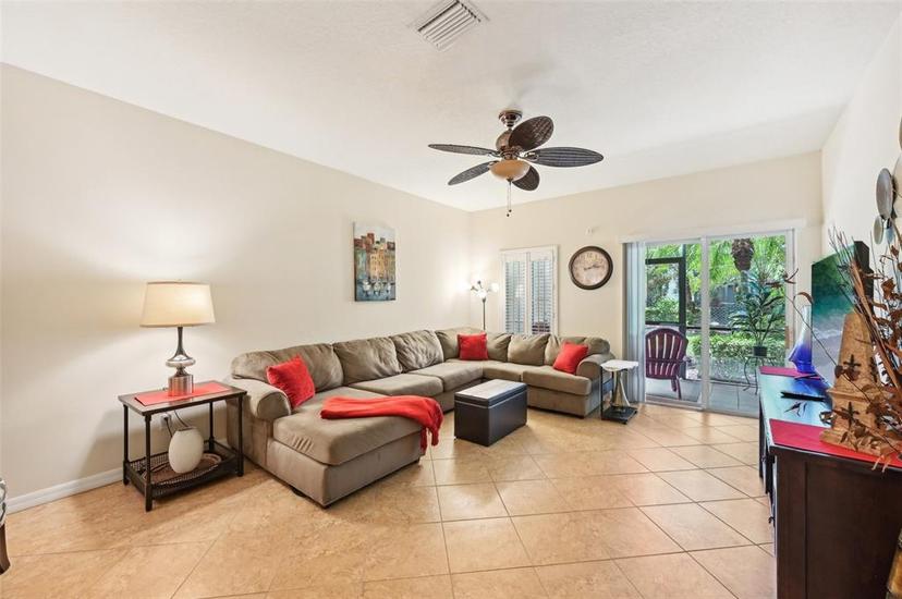 Picture of 341 Cape Harbour Loop Unit 105, Bradenton FL 34212