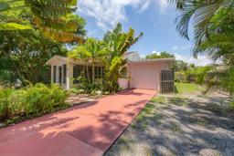 Picture of 839 40Th Street, Sarasota, FL 34234