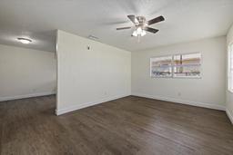 Picture of 7018 N Center Drive, Tampa, FL 33604