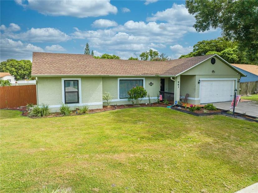 Picture of 961 Whisler Court, St Cloud FL 34769