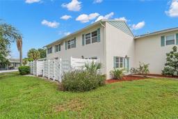 Picture of 3247 38Th Way S Unit C, St Petersburg, FL 33711
