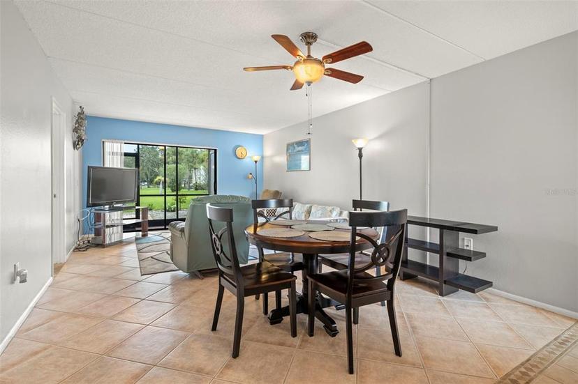 Picture of 103 W Cypress Court Unit 75, Oldsmar FL 34677