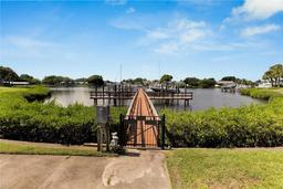 Picture of 636 Yardarm Drive Unit 636, Apollo Beach, FL 33572