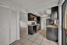 Picture of 3291 Oak Lake Unit 125, Winter Park, FL 32792