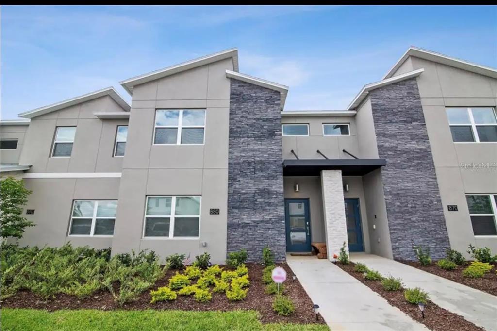 Picture of 880 Pebble Beach Drive, Davenport, FL 33896