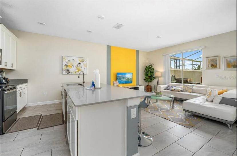 Picture of 880 Pebble Beach Drive, Davenport FL 33896