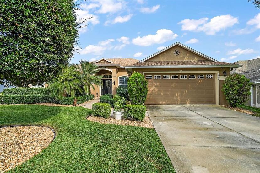 Picture of 114 Compass Rose Drive, Groveland FL 34736