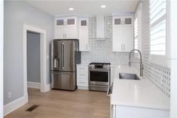 Picture of 236 20Th Ave Se, St Petersburg, FL 33705