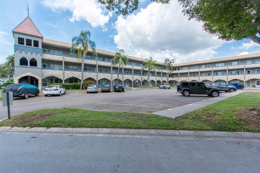 Picture of 2462 Brazilia Drive Unit 38, Clearwater FL 33763