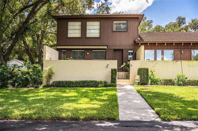 Picture of 11 Loma Verde Unit 11, Lakeland FL 33813