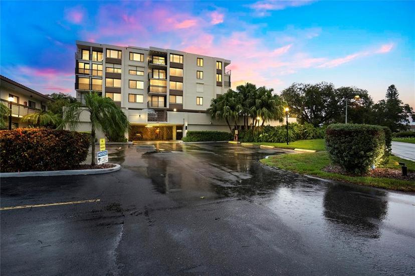 Picture of 6219 Palma Del Mar Boulevard S Unit 301, St Petersburg FL 33715