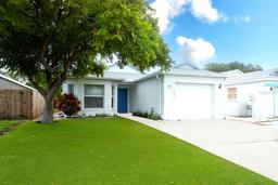 Picture of 5924 40Th Avenue W, Bradenton, FL 34209