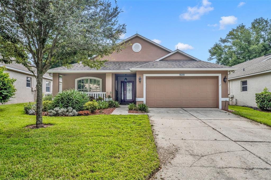 Picture of 3921 Doune Way, Clermont, FL 34711
