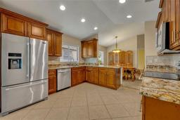 Picture of 3921 Doune Way, Clermont, FL 34711