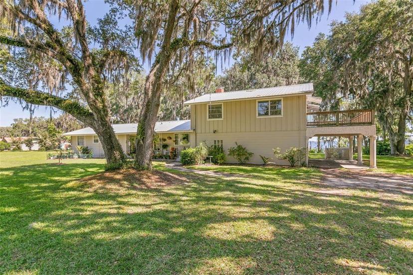 Picture of 105 Union Avenue, Crescent City FL 32112