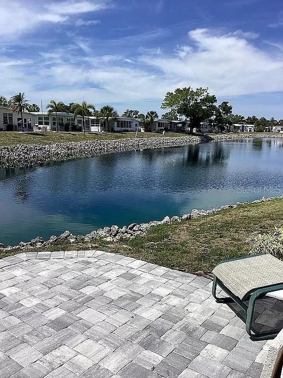 Picture of 614 Cervina Drive, Venice FL 34285
