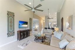 Picture of 13702 Messina Loop Unit 204, Bradenton, FL 34211