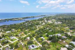 Picture of 1730 Padre Lane, Englewood, FL 34223