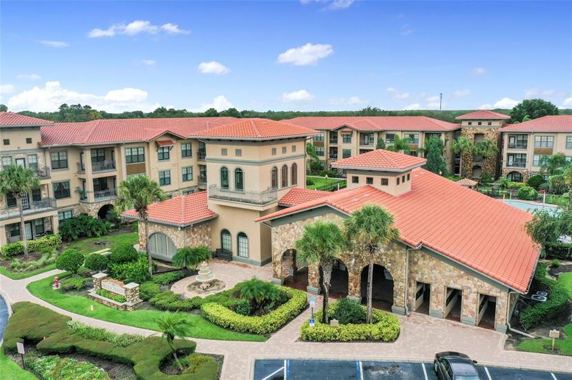 Picture of 901 Charo Parkway Unit 732, Davenport FL 33897