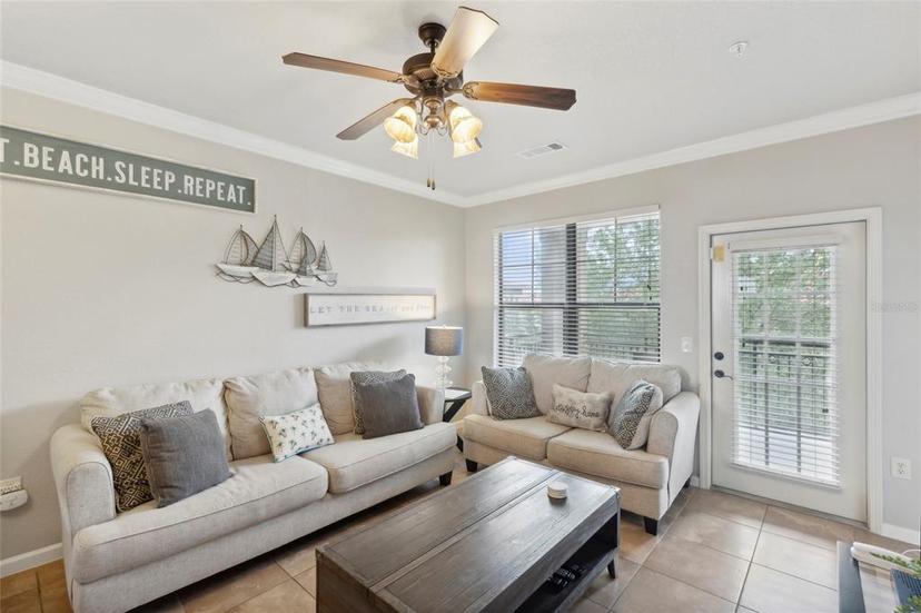 Picture of 901 Charo Parkway Unit 732, Davenport FL 33897