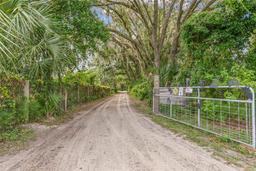 Picture of 315 Union Avenue, Crescent City, FL 32112