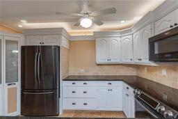 Picture of 100 Bluff View Drive Unit 208B, Belleair Bluffs, FL 33770