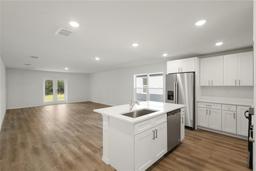 Picture of 29 W 17Th Street, Apopka, FL 32703