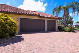 Picture of 341 Hamilton Shores Dr. Ne, Winter Haven, FL 33881