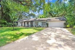 Picture of 401 N Bryan Circle, Brandon, FL 33511
