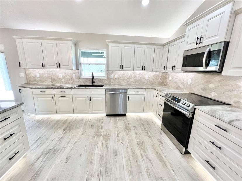 Picture of 6425 SW 180Th Circle, Dunnellon FL 34432