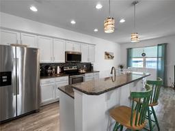 Picture of 110 65Th Avenue E, Bradenton, FL 34203