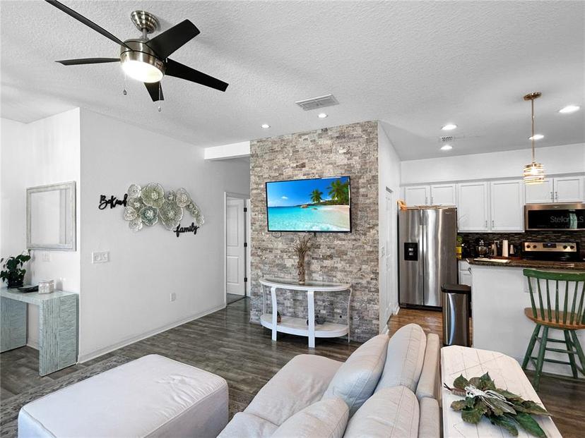 Picture of 110 65Th Avenue E, Bradenton FL 34203