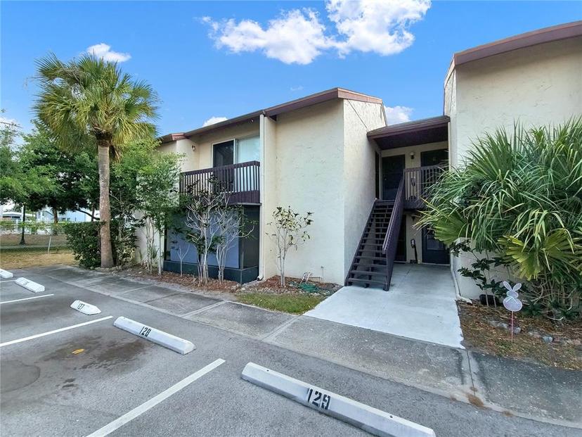Picture of 2701 Hidden Lake Drive N Unit F, Sarasota FL 34237