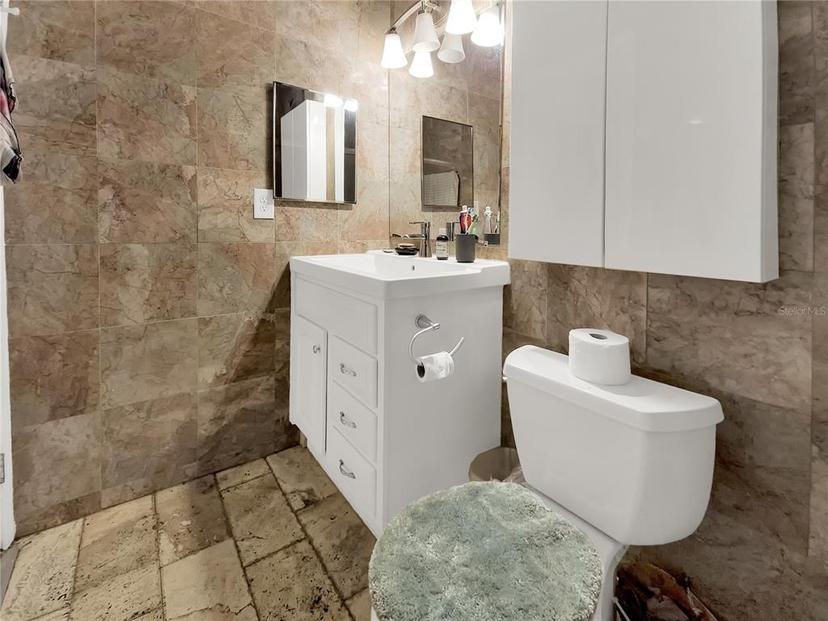 Picture of 2701 Hidden Lake Drive N Unit F, Sarasota FL 34237