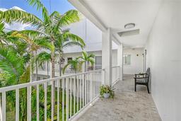 Picture of 433 Central Avenue, Sarasota, FL 34236