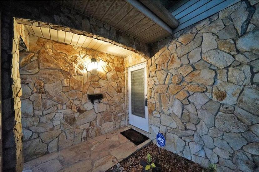 Picture of 824 62Nd Avenue Ne, St Petersburg FL 33702