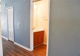 Picture of 12907 Kings Crossing Drive, Gibsonton, FL 33534