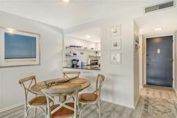 Picture of 4360 Chatham Drive Unit F204, Longboat Key, FL 34228