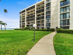 Picture of 100 Oakmont Lane Unit 301, Belleair, FL 33756