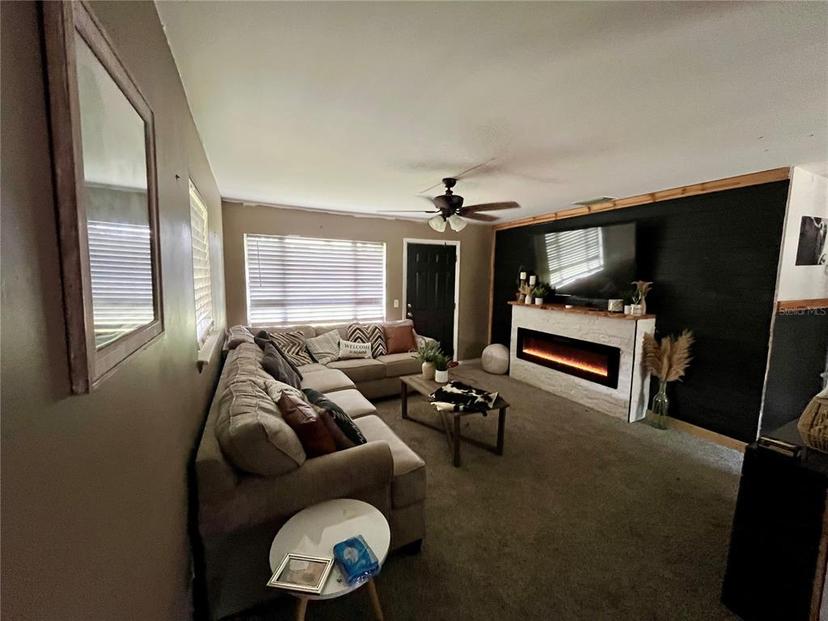 Picture of 708 Lake Shore Drive, Pierson FL 32180