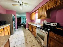 Picture of 6004 Hilltop Lane E, Lakeland, FL 33809