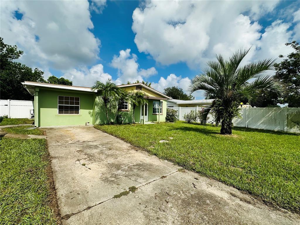 Picture of 6004 Hilltop Lane E, Lakeland, FL 33809