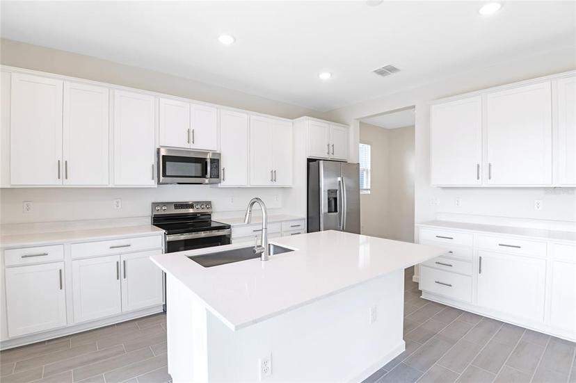 Picture of 883 Griffon Avenue, Lake Alfred FL 33850