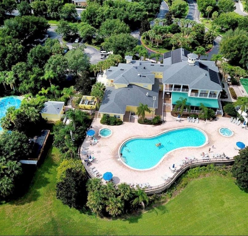 Picture of 113 Rogues Retreat, Davenport FL 33897