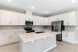 Picture of 4220 Sawtooth Court, Tavares, FL 32778